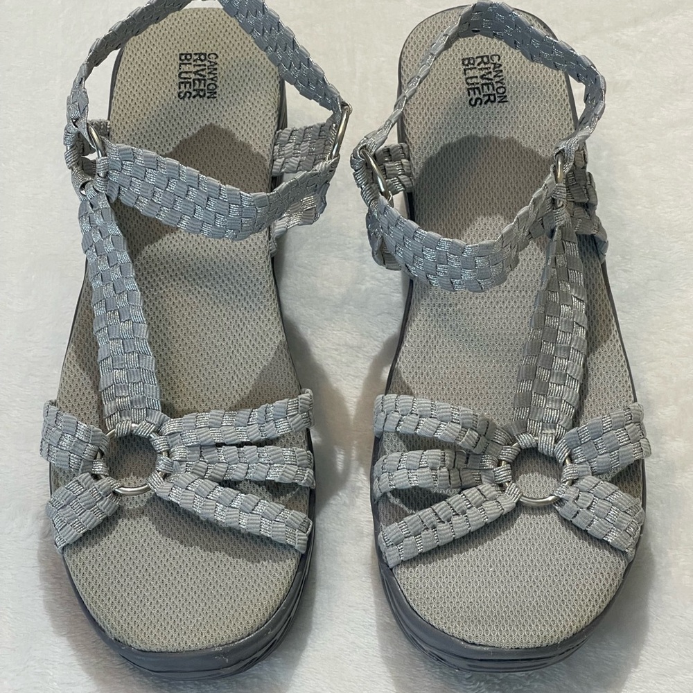 CANYON RIVER BLUES WOMENS SLINGBACK PLATFORM GRAY STRAP SANDALS SIZE 10M